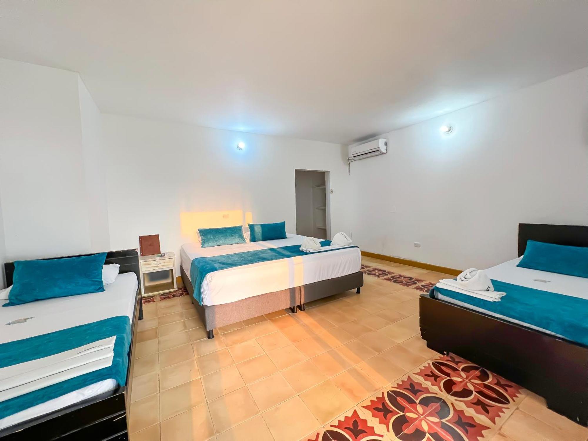 Hotel Camino Verde Толу Экстерьер фото