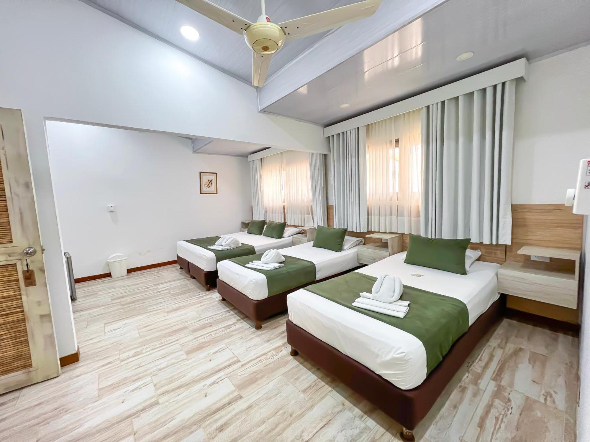 Hotel Camino Verde Толу Экстерьер фото